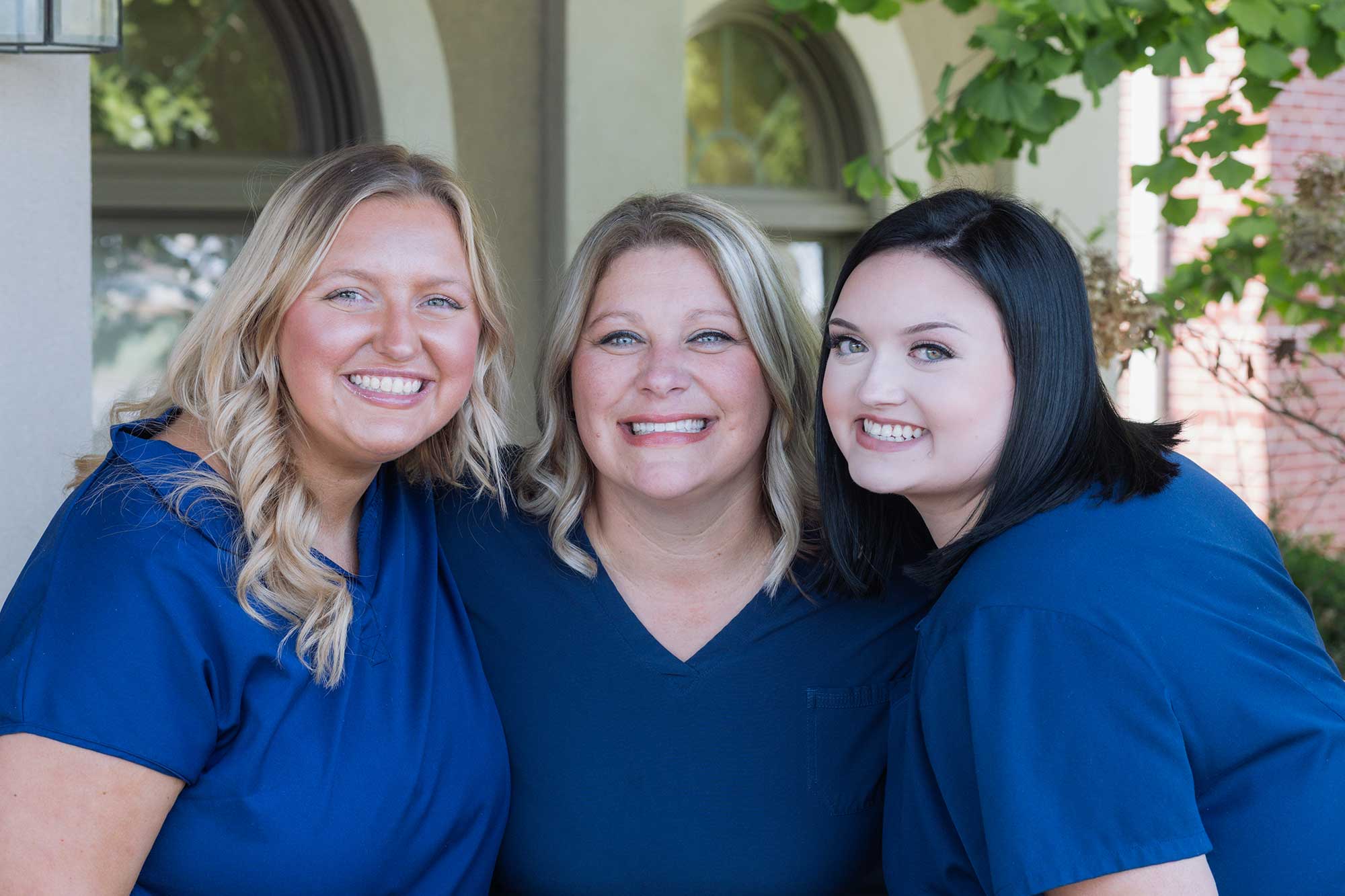 front-desk-business-team-columbia-dental-group